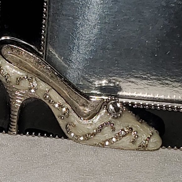 Vintage Black Metal Art Candle Holder & Black Enameled Frame - Picture 14 of 16